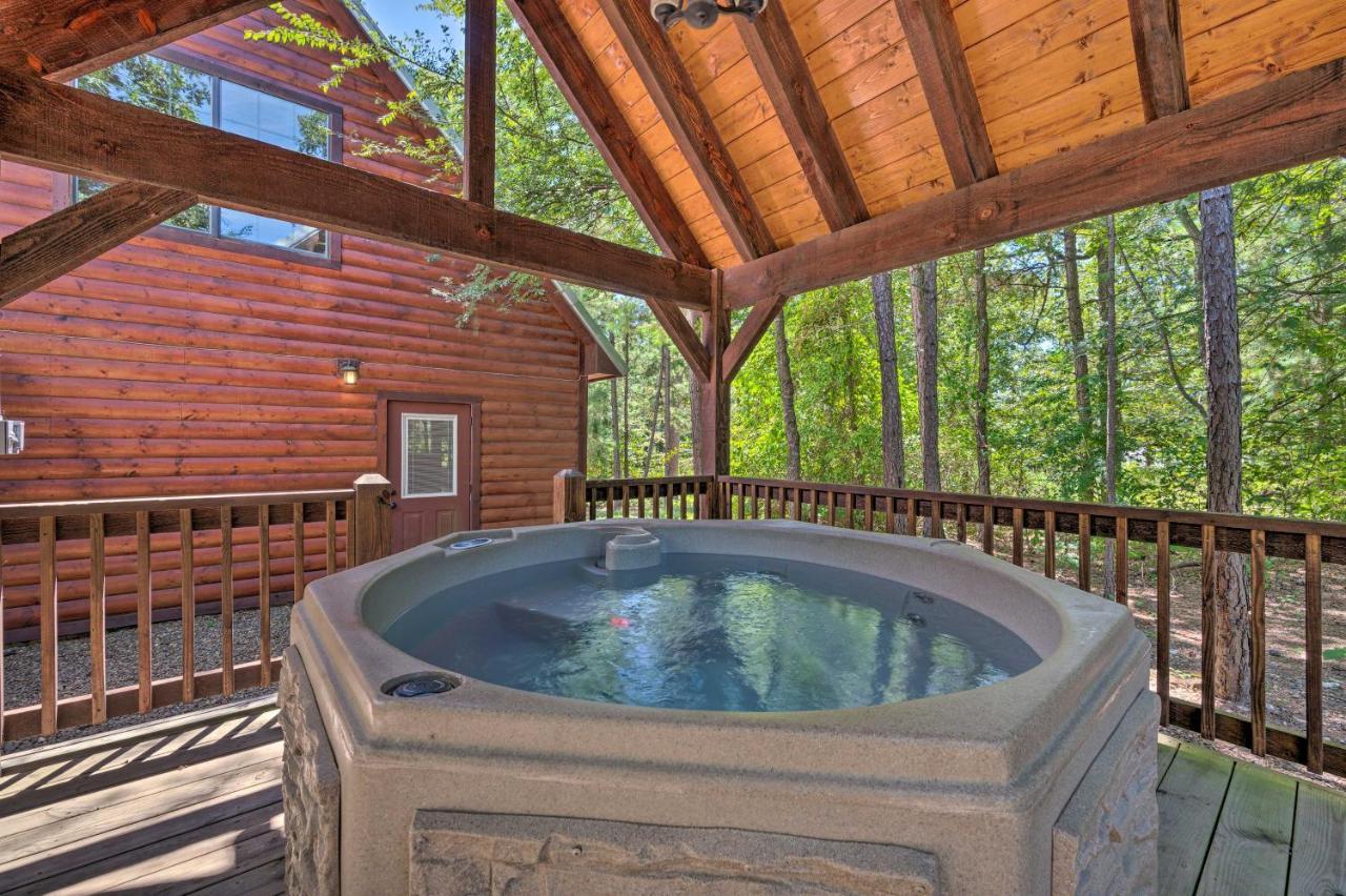 Cabin With Hot Tub And Games, 4 Mi To Beavers Bend! Broken Bow Exteriér fotografie